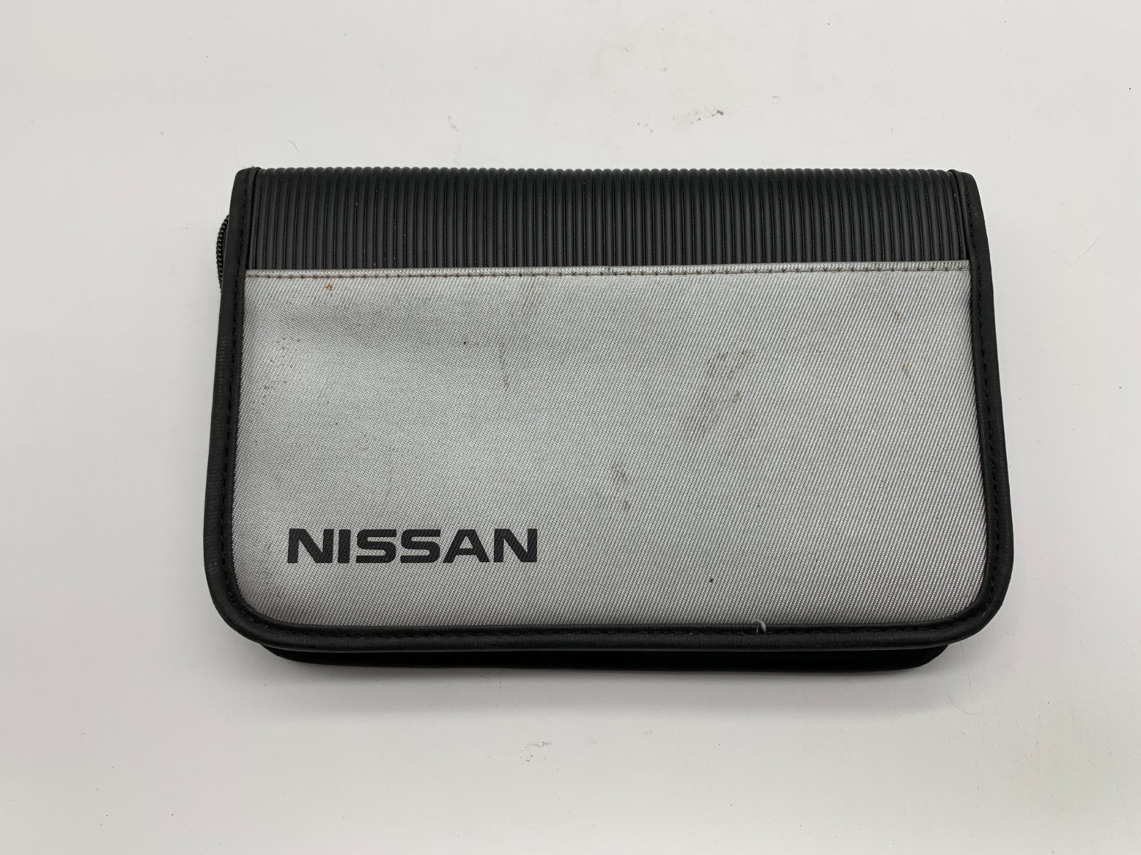 2006 Nissan Altima Owners Manual Set with Case OEM B02B56007