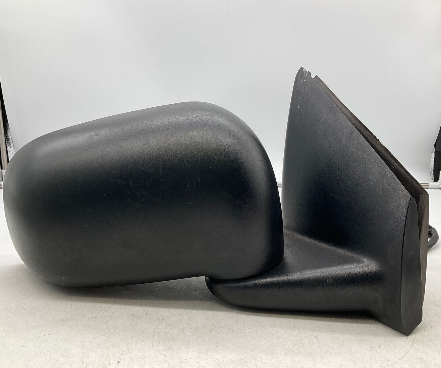 2004-2009 Dodge Durango Passenger Side View Power Door Mirror Black D04B28001