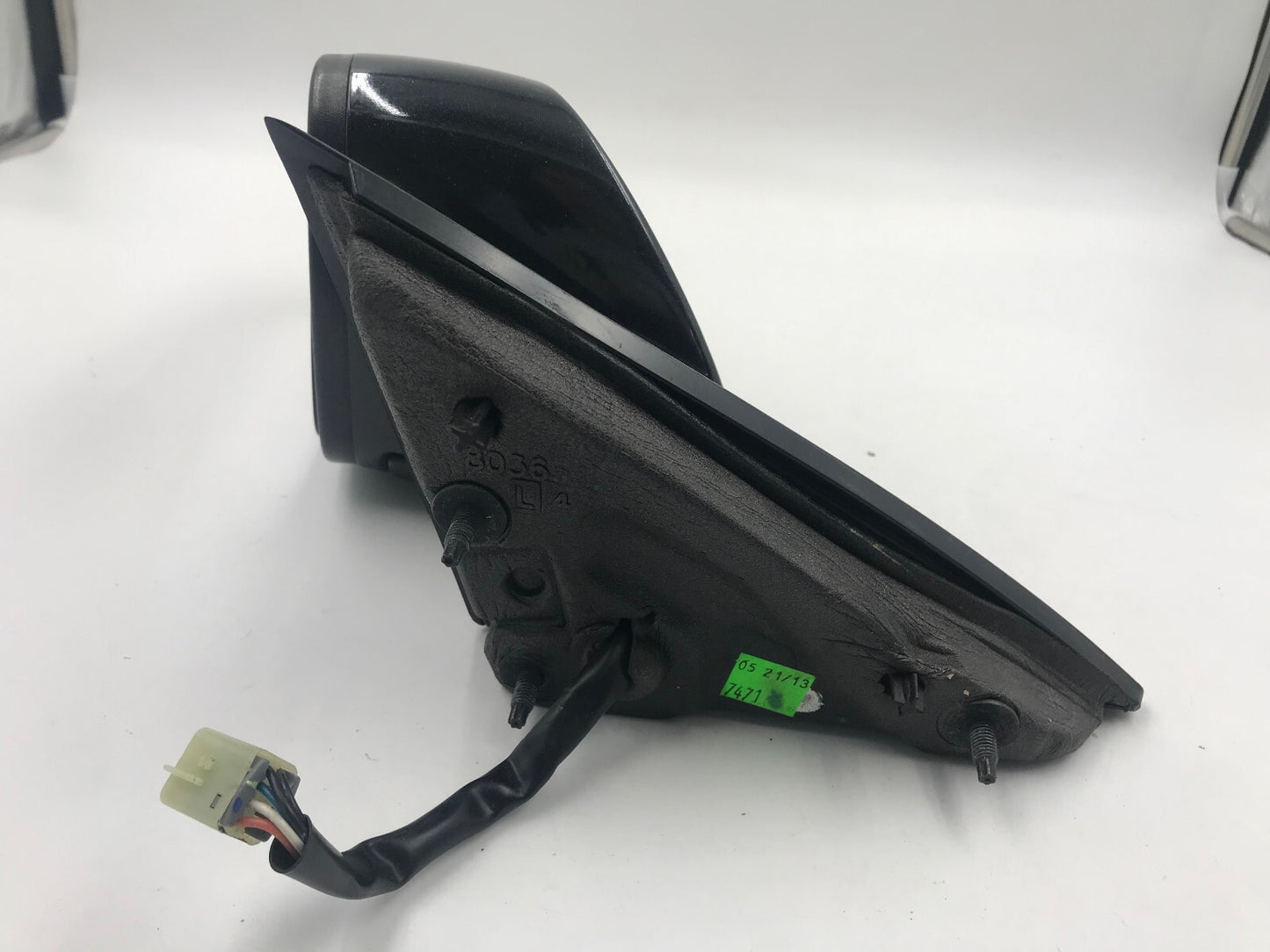 2011-2012 Chevrolet Malibu Driver Side View Power Door Mirror Charcoal D02B23027