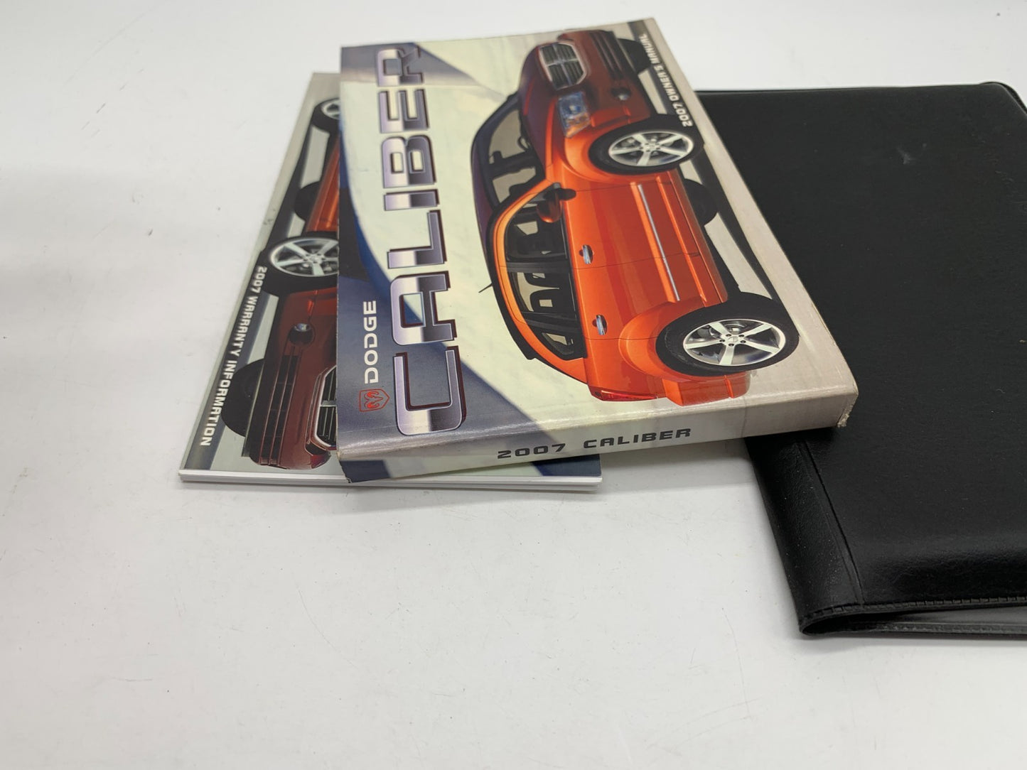 2007 Dodge Caliber Owners Manual Set with Case OEM C02B13060