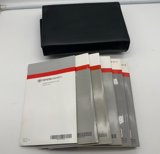 2018 Toyota Camry Owners Manual Set with Case OEM B04B17001
