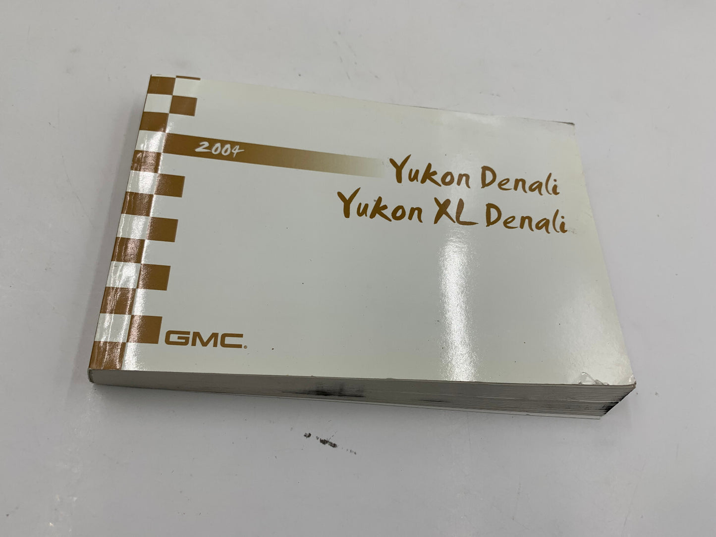 2002 GMC Yukon Yukon XL Owners Manual with Case OEM D04B07050