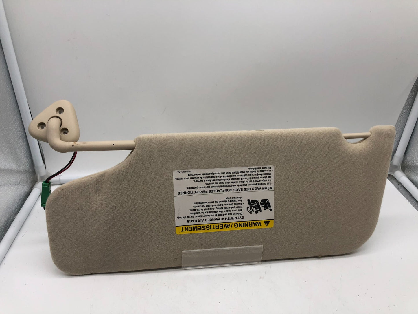 2008-2009 Ford Taurus X Passenger Sun Visor Tan Illuminated OEM D02B03010