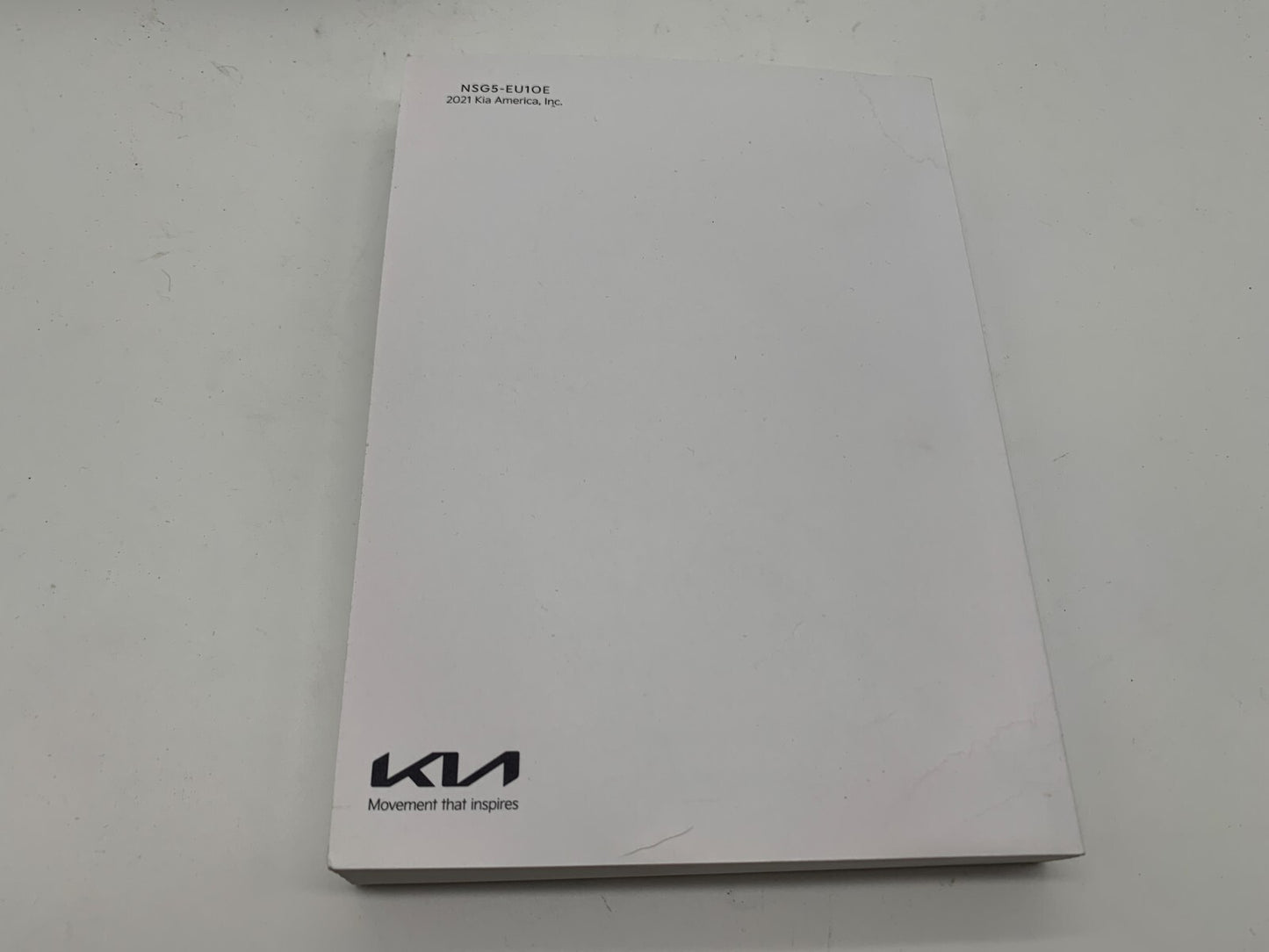 2022 Kia Telluride Sedan Owners Manual Set with Case OEM E01B46009