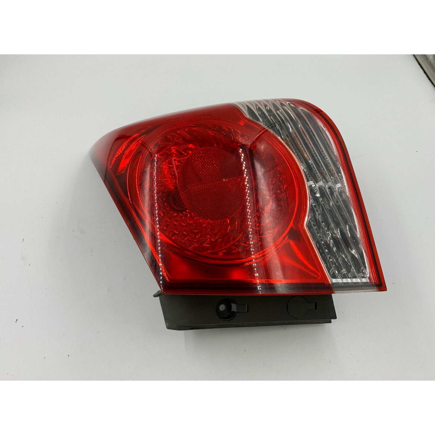 2011-2016 Chevrolet Cruze Passenger Side Tail Light Taillight OEM B03B35080