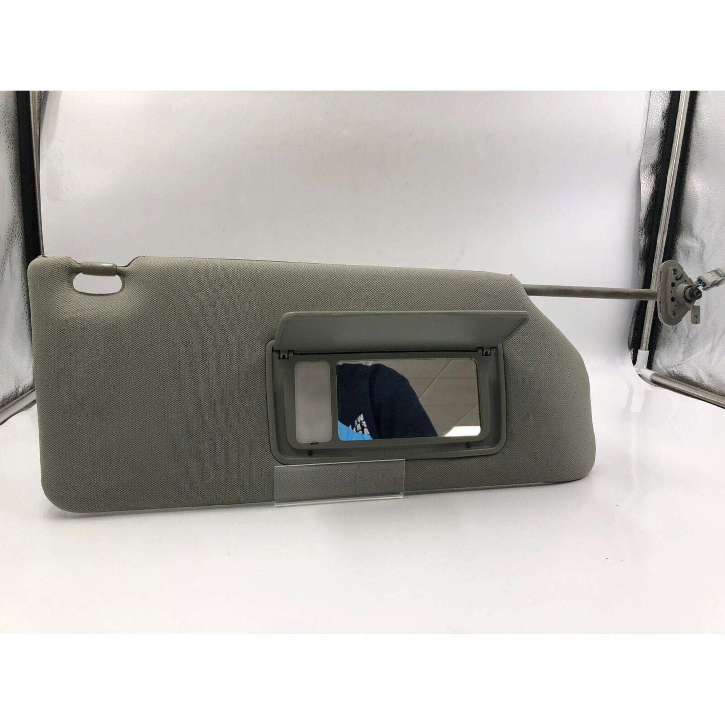 2006-2010 Honda Odyssey Passenger Sun Visor Sunvisor Gray Illuminated B03B52081