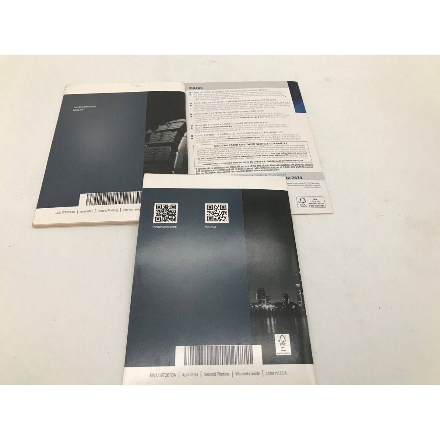 2014 Ford Fusion Owners Manual Set with Case OEM E02B21023