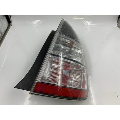 2004-2005 Toyota Prius Passenger Side Taillight Tail Light OEM C01B06029