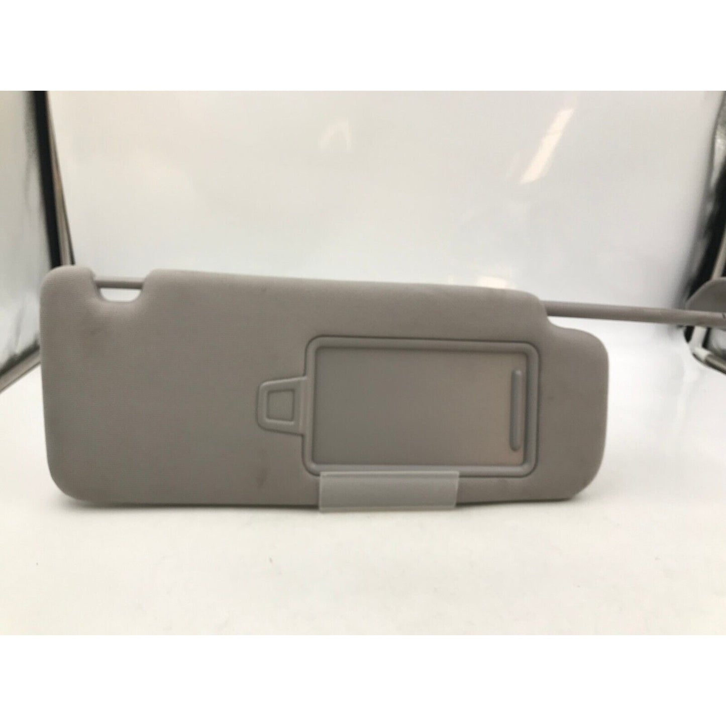 2015-2019 Hyundai Sonata Passenger Sun Visor Sunvisor Gray Illuminated E04B15086