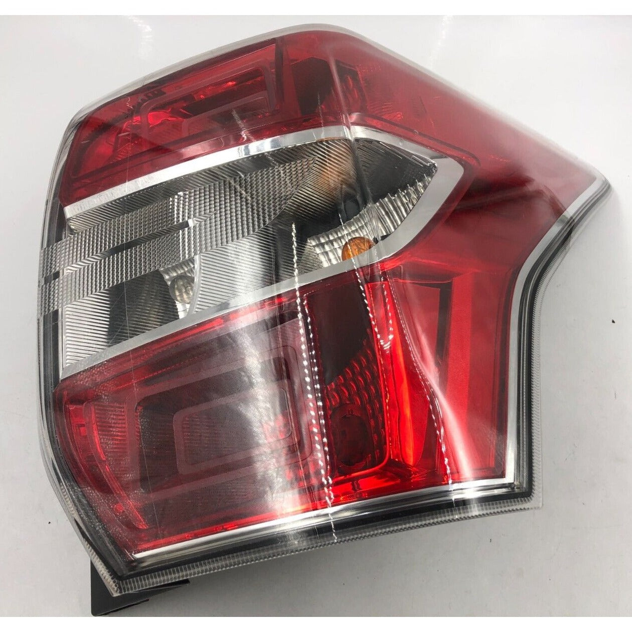 2014-2016 Subaru Forester Passenger Side Tail Light Taillight OEM G01B39040