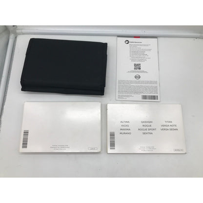 2019 Nissan Altima Sedan Owners Manual Set with Case OEM C02B08059