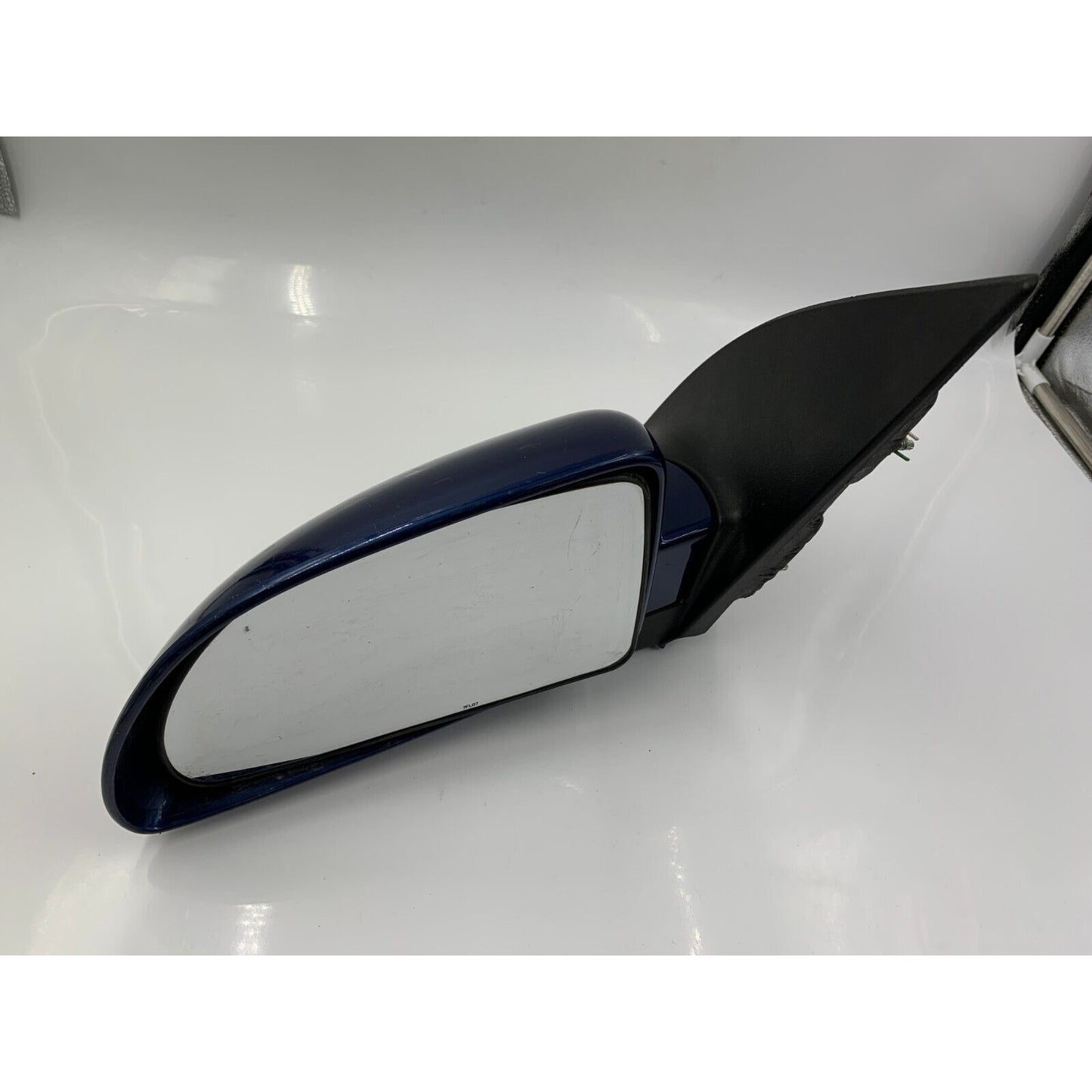 2006-2009 Chevrolet Equinox Driver Side View Power Door Mirror Blue F04B27057