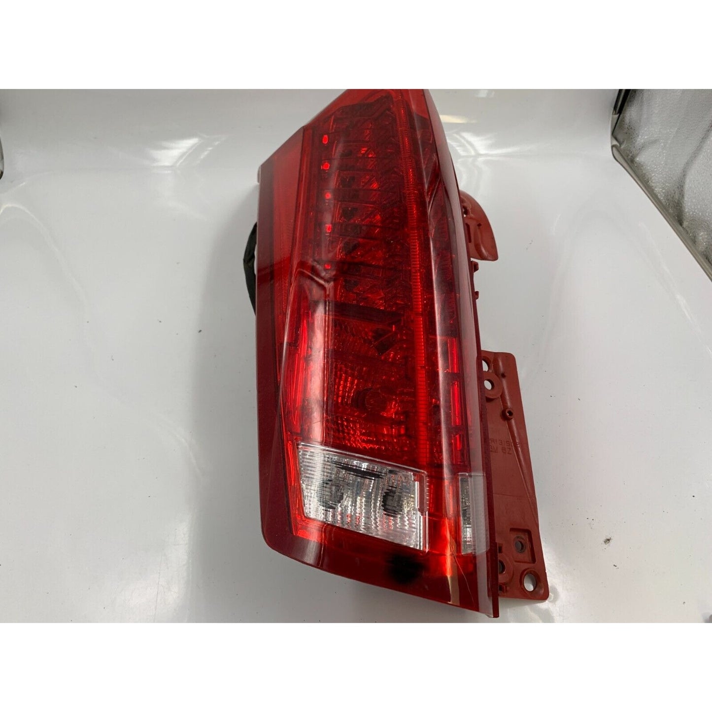 2010-2016 Cadillac SRX Driver Side Tail Light Taillight OEM B04B12049