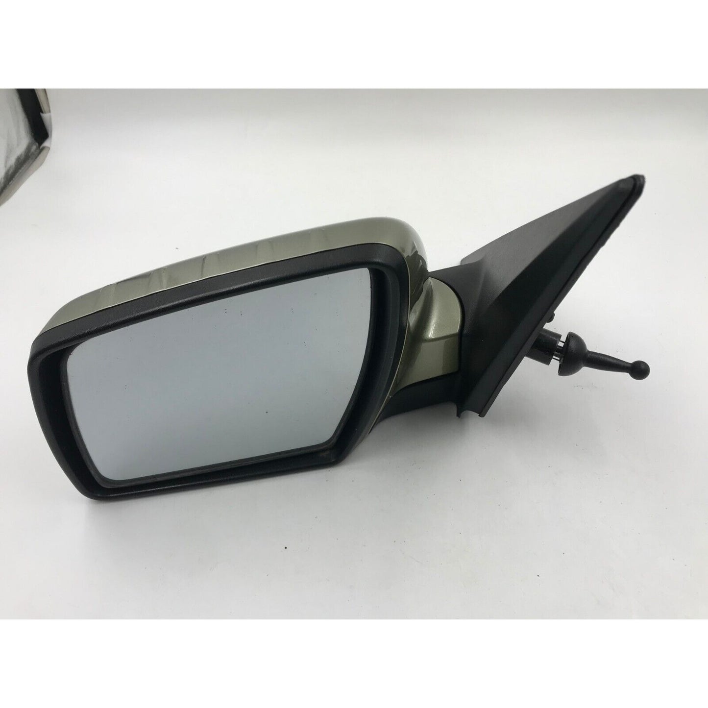 2010-2012 Kia Soul Driver Side View Manual Door Mirror Green OEM A03B52041