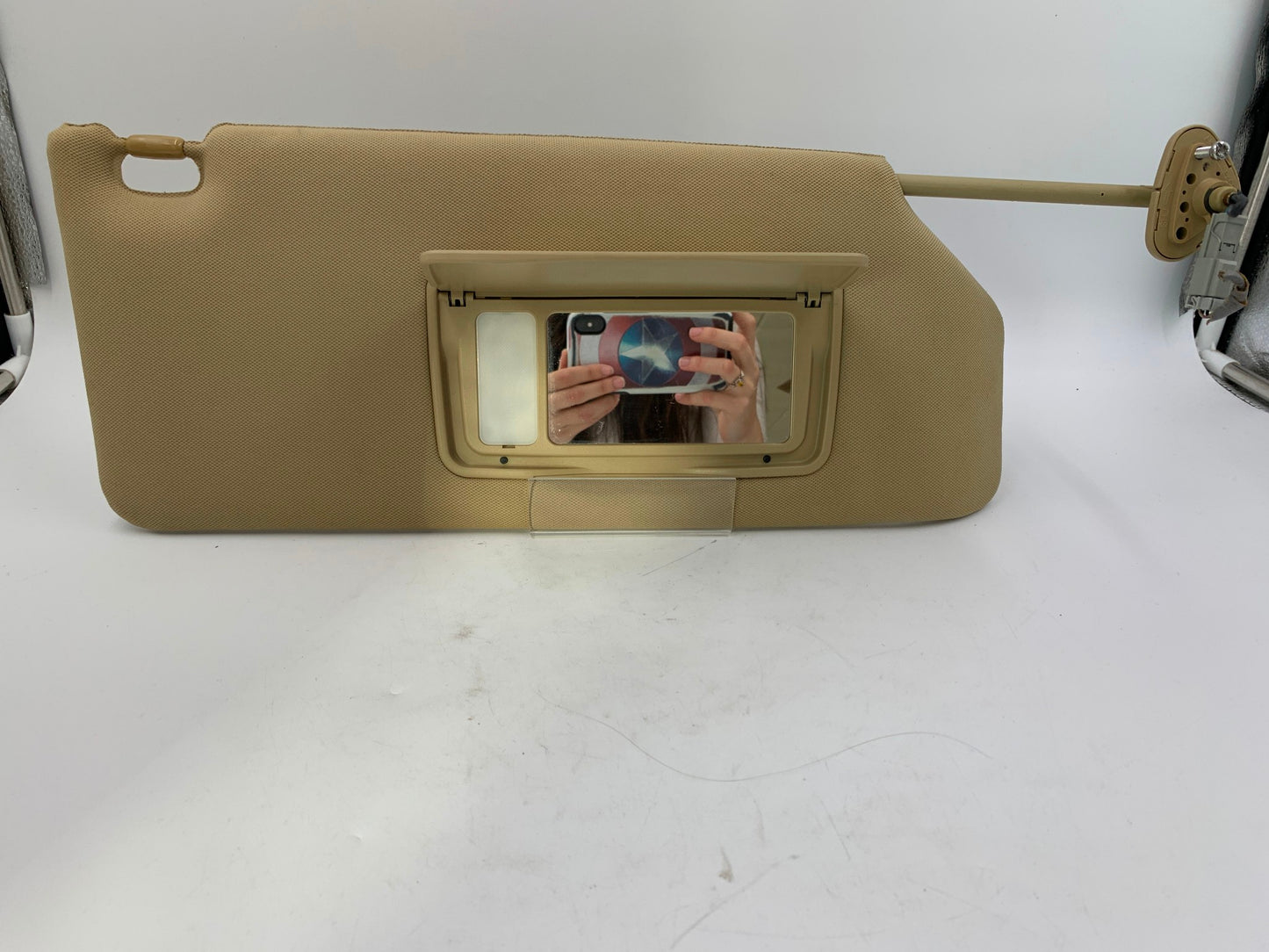 2006-2010 Honda Odyssey Passenger Sun Visor Sunvisor Tan Illuminated G02B33058