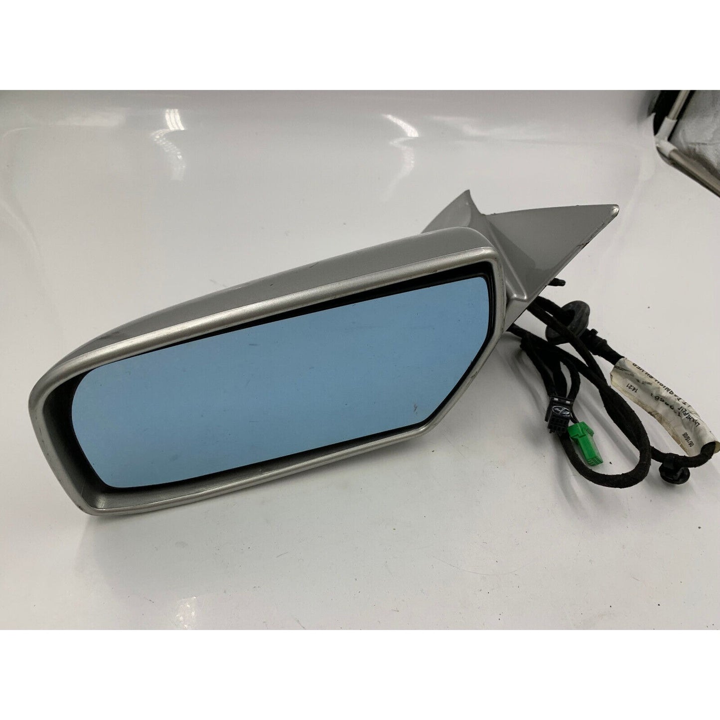 2003-2007 Cadillac CTS Driver Side View Power Door Mirror Silver OEM D03B34070