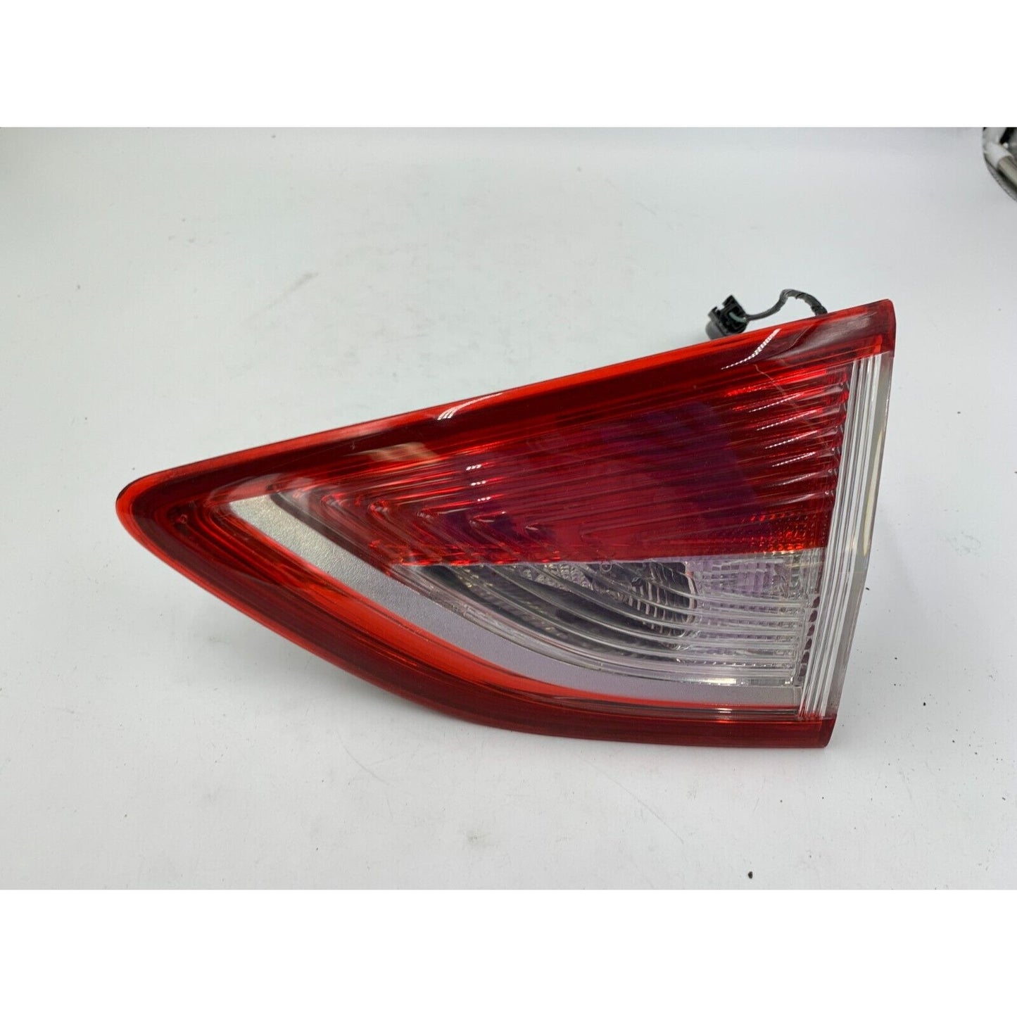 2013-2016 Ford Escape Passenger Side Trunk Lid Mounted Tail Light OEM B01B45059