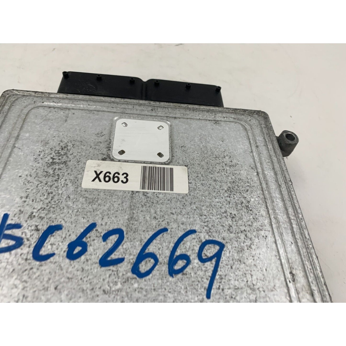 2011-2014 Hyundai Sonata Engine Control Module Unit ECU ECM OEM F04B13015